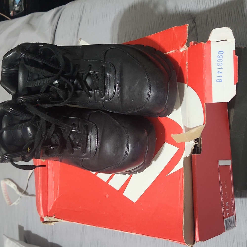 Nike ACG Goadome boots black size11.5